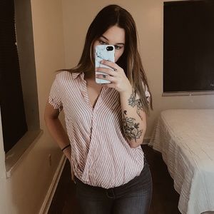 Universal Threads Tee